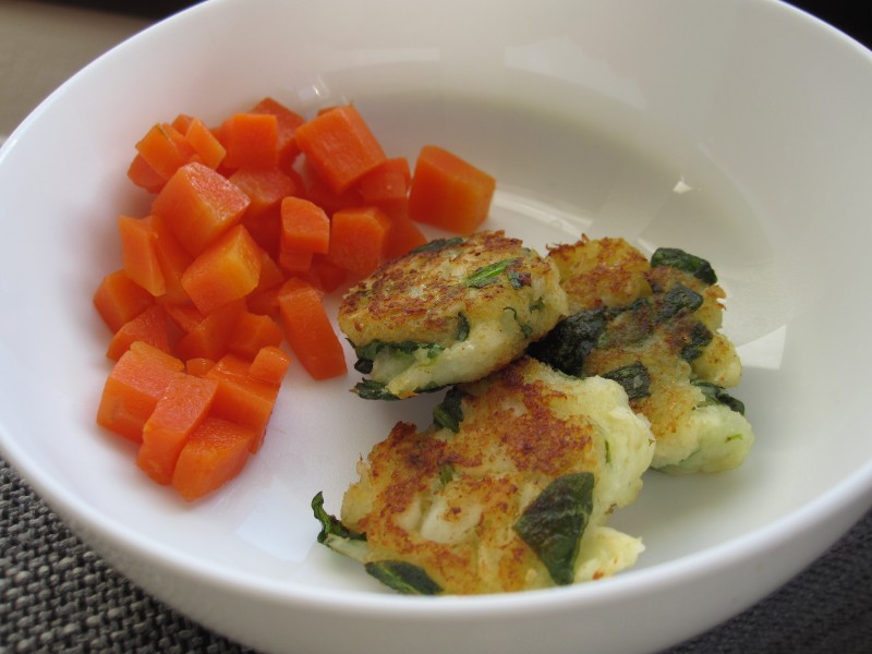 Babycake fish cakes with steamed carrots